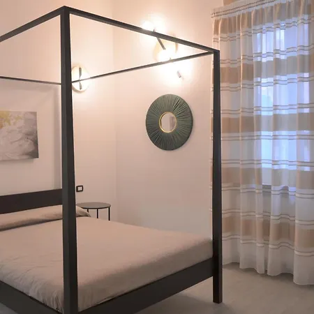 Apartmán The Court &
