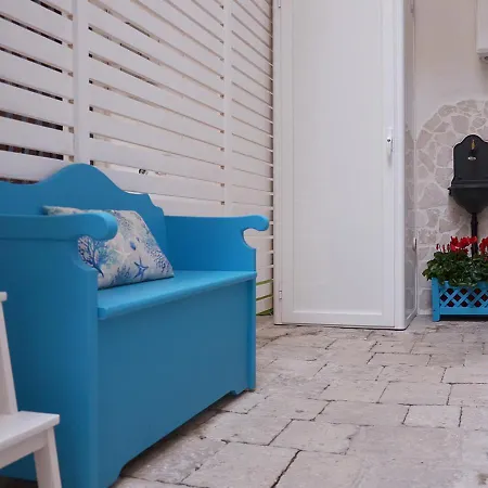 Apartman The Court &