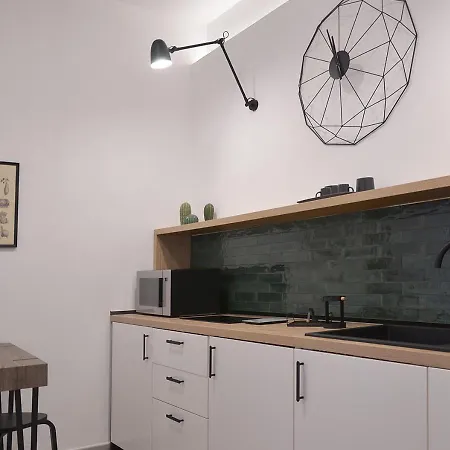 The Court & Apartmán